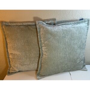 Broyhill Chenille Decorative Pillow 22"x22" Sage Green Set of 2